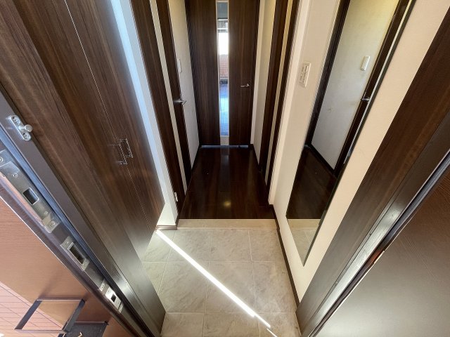 玄関　参考写真