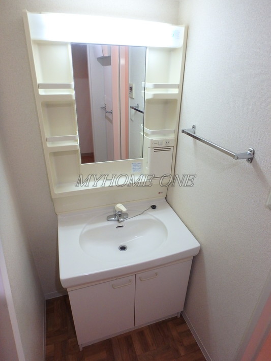 洗面設備　独立洗面台