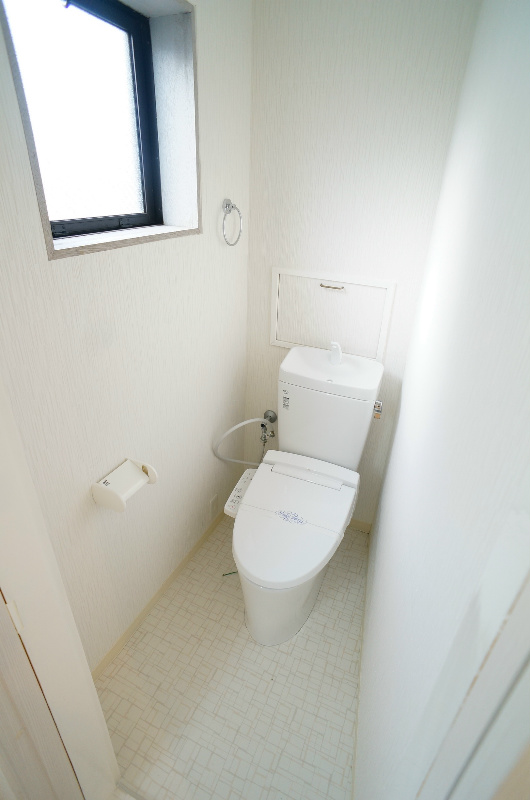 トイレ　ウォッシュレット機能付！