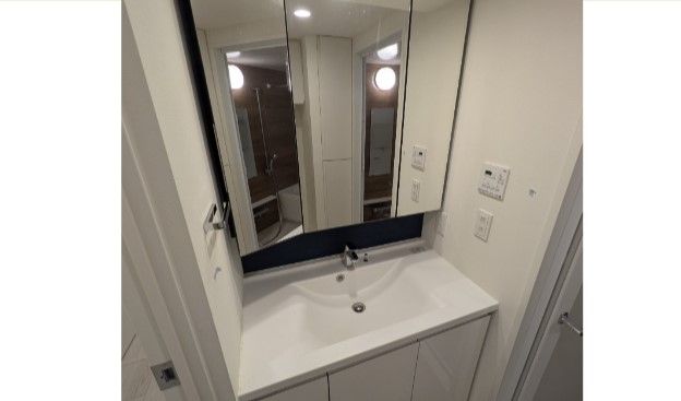 洗面設備　別号室参照