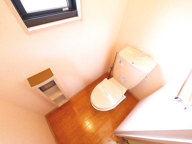 トイレ　シンプルで使いやすいトイレです