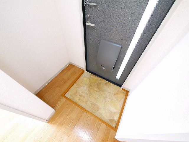 玄関　明るい玄関です