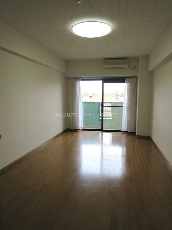 居室・リビング　エアコン1台付き！