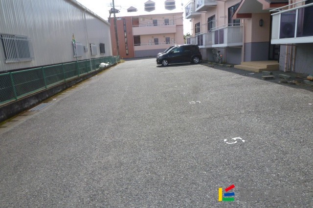 駐車場　敷地内駐車場☆