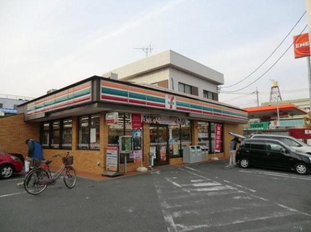 コンビニ　セブンイレブン 足立辰沼2丁目店（コンビニ）まで1180m