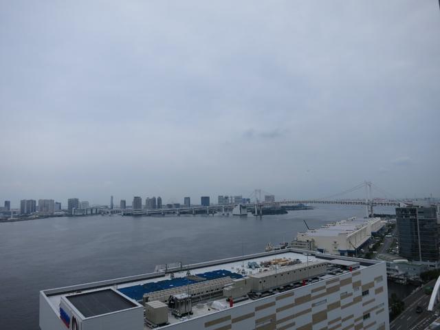 眺望　お部屋からは海が一望できます。