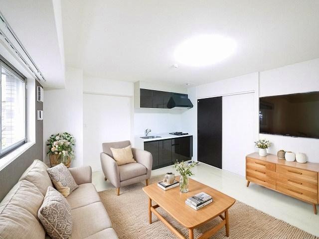 居室・リビング　CGで家具等を配置したもので家具等は含まれません