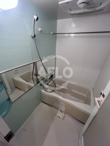 バス・シャワールーム　ブラービ南船場　浴室