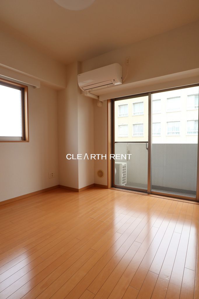 居室・リビング　同タイプ別住戸写真となります。現況と異なる場合がございます。