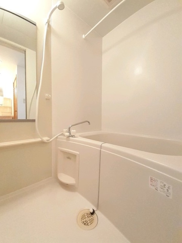 バス・シャワールーム　図面と現状に相違がある場合には現状を優先