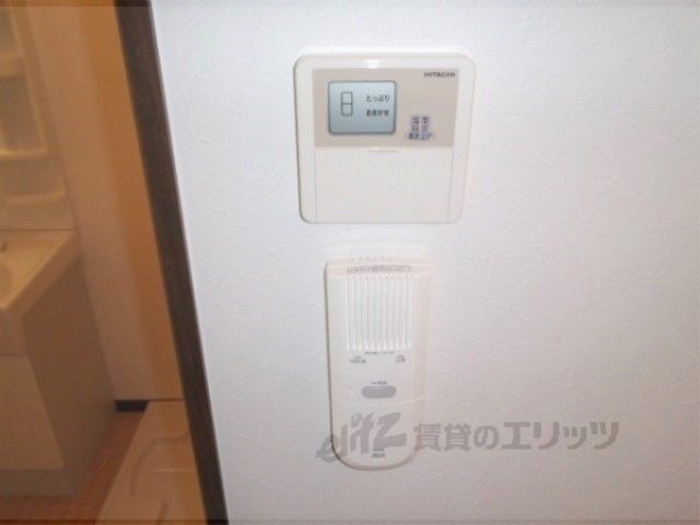 その他設備　給湯器リモコン