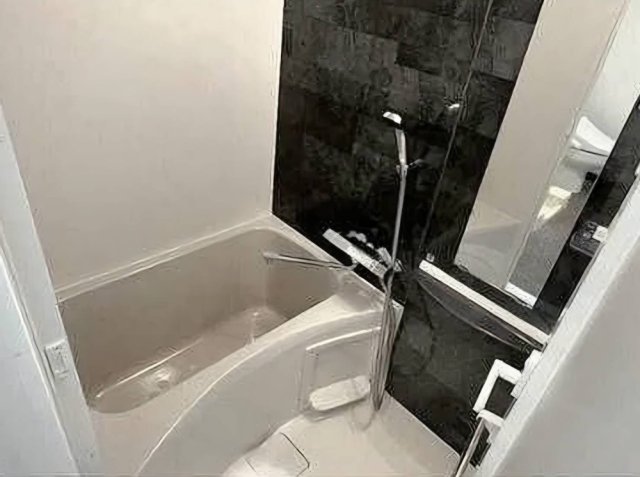 バス・シャワールーム　風呂