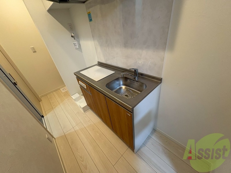 キッチン　ＩＨコンロなので火が苦手な方でも料理ができます。