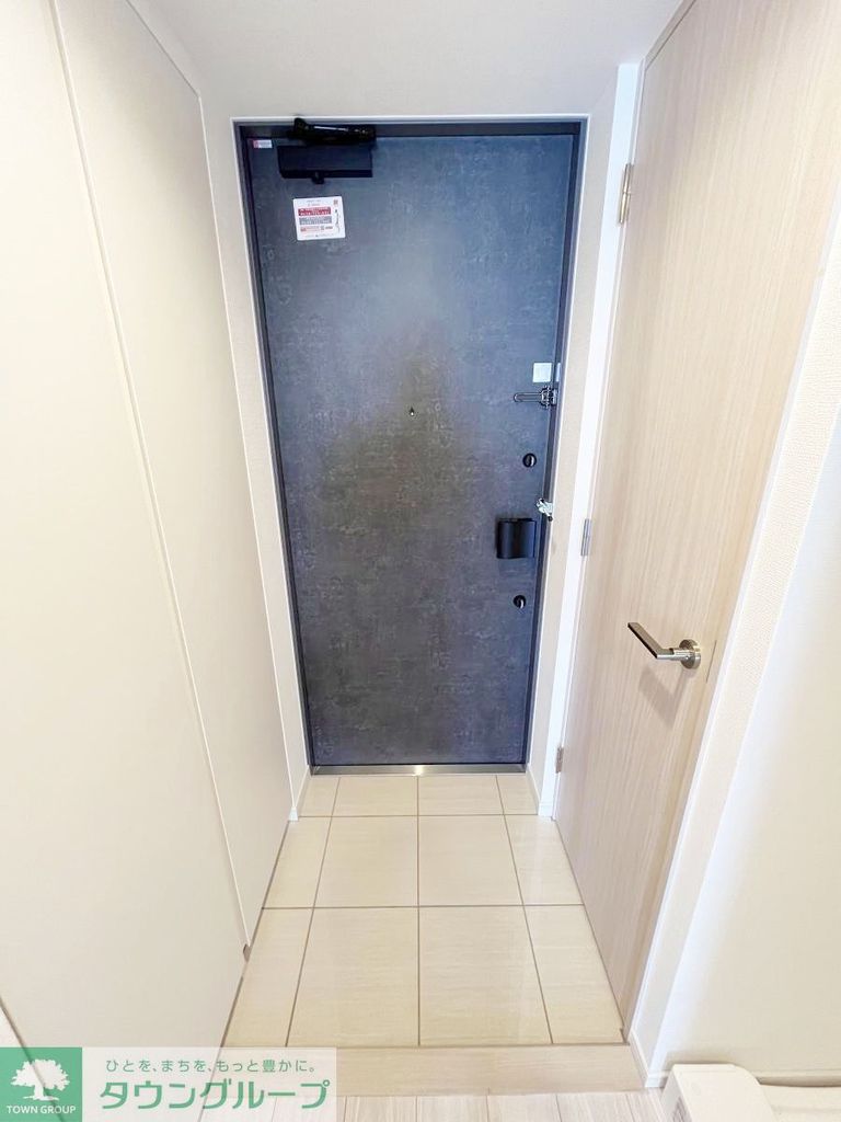 玄関　お問合せは(株)タウンハウジング赤坂店へ【03-5563-…