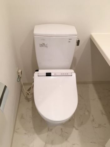 トイレ　別号室参考写真