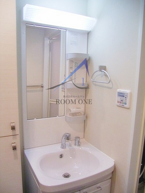 洗面設備　洗面台です。