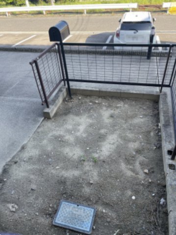 庭　※同物件別号室の写真になります