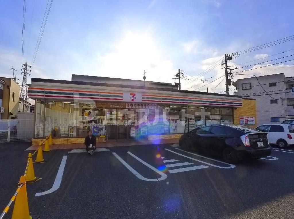 コンビニ　セブンイレブン足立江北1丁目店（コンビニ）まで480m