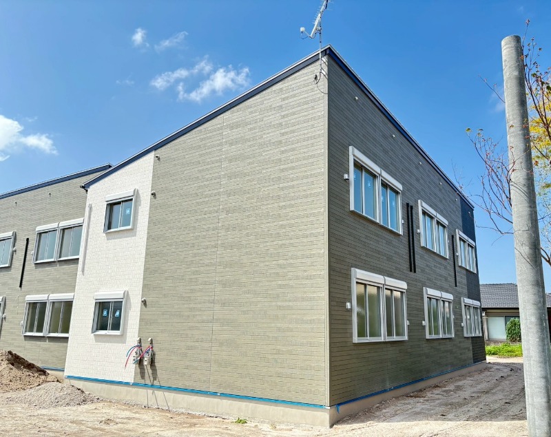 建物外観　※建築中