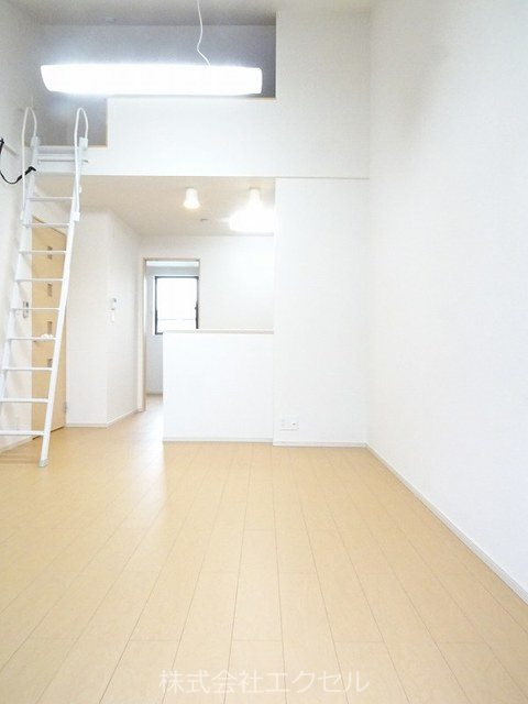 居室・リビング　明るい室内です。