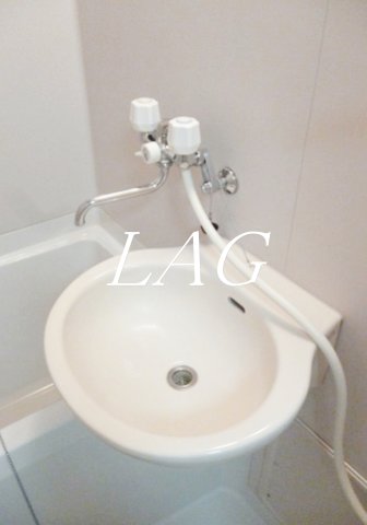 洗面設備　洗面台です。