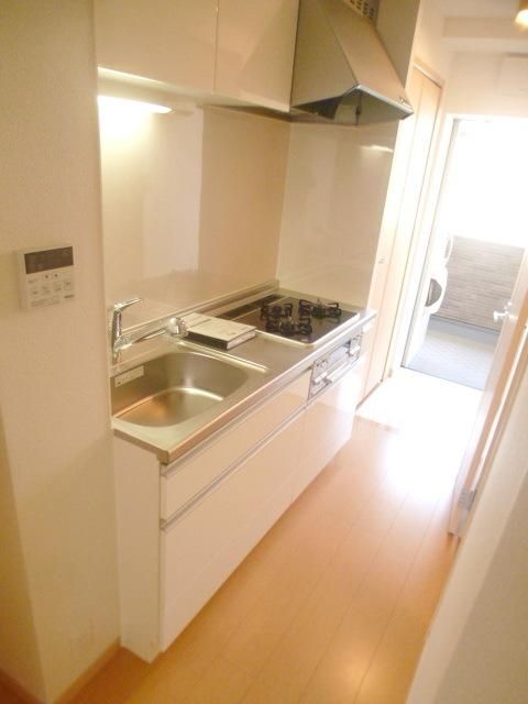 キッチン　※同タイプのイメージです。