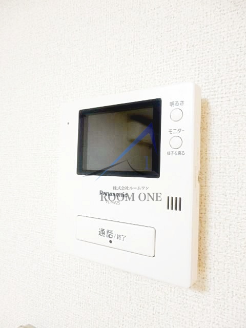 セキュリティ　モニター付きインターホンです。