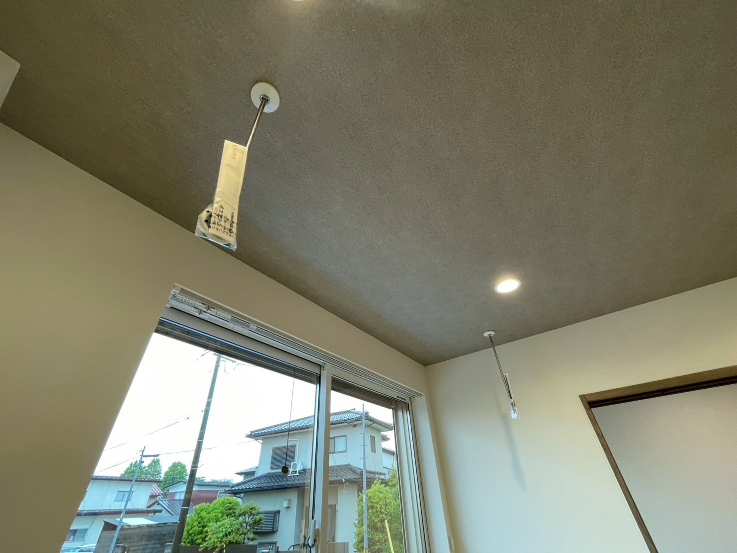 その他設備　室内物干し機あり