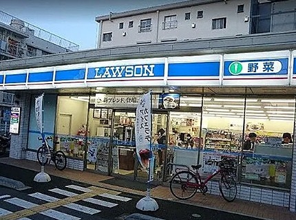 コンビニ　ローソン 中野本町新橋通り店（コンビニ）まで30m