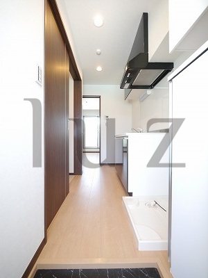 玄関　玄関から広々としています