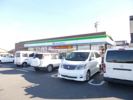 コンビニ　ファミリーマートいせ大湊店（コンビニ）まで651m