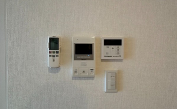 セキュリティ　モニター付きオートロックで突然の来客にも安心♪