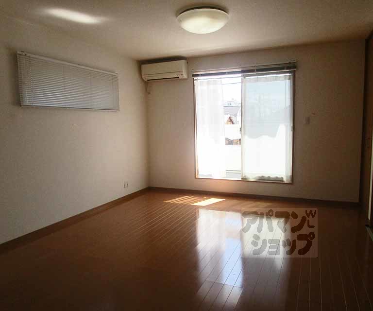 居室・リビング　室内の写真です。
