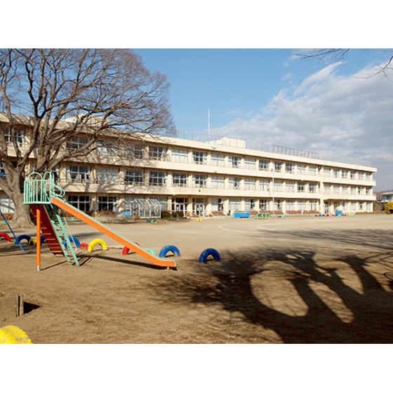 小学校　阿見町立本郷小学校（小学校）まで1000m