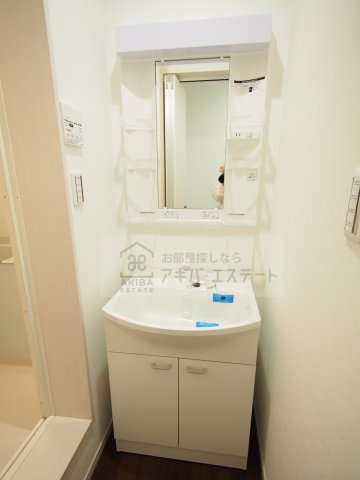 洗面設備　同一仕様写真