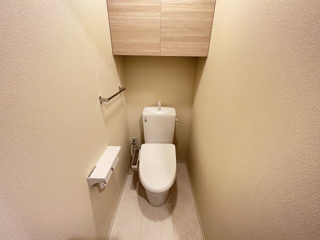 トイレ　同物件別部屋