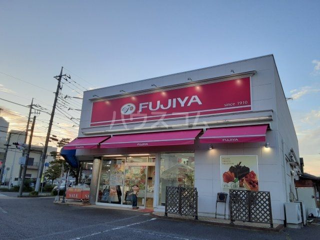 飲食店　不二家 牛久店（飲食店）まで814m