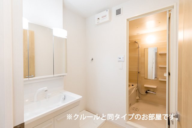 洗面設備　忙しい朝には欠かせない洗面所です