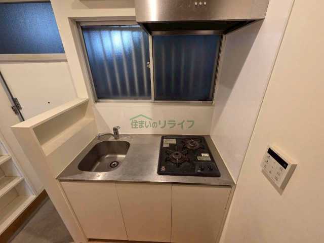 キッチン　※参考写真です。似た間取りの別部屋になります。