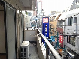 バルコニー