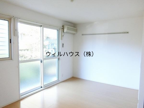 その他部屋・スペース　明るい洋室！