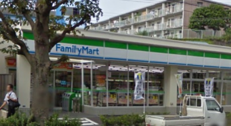 コンビニ　ファミリーマート永田東一丁目店（コンビニ）まで630m