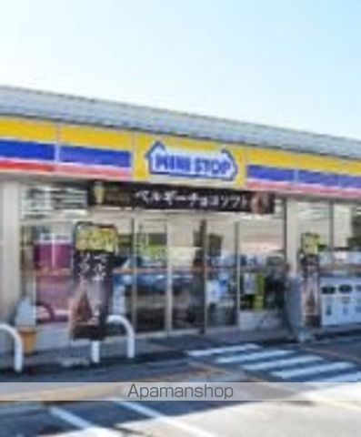 コンビニ　ミニストップ（コンビニ）まで464m