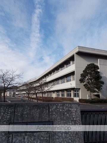 小学校　青梅市立吹上小学校（小学校）まで500m