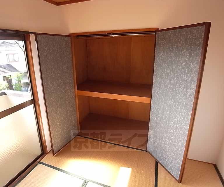 収納　奥行きのある収納
