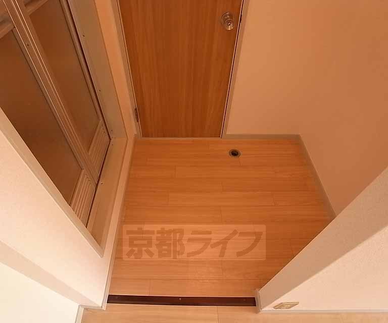 洗面設備　脱衣スペースです。