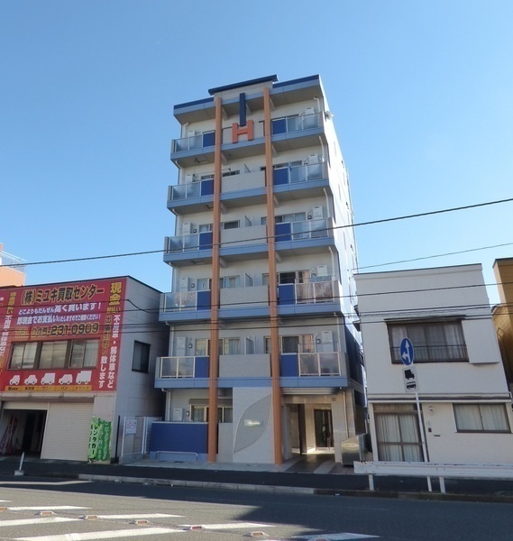 建物外観　オートロック完備