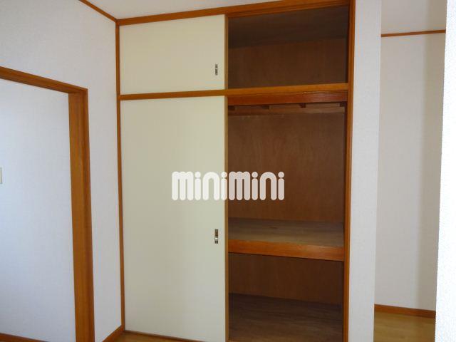 収納　背の高い収納でお部屋すっきり
