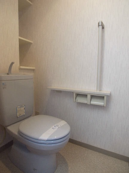 トイレ　コンパクトで使いやすいトイレです