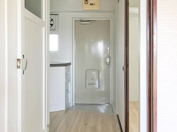玄関　ビレッジハウスの同一物件・同一タイプの間取りの写真です